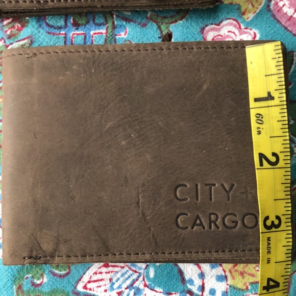 Fathers Day! Mens Leather Wallet last one of its kind - Picture 5 of 5